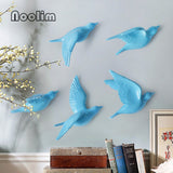 Resin birds creative wall murals sculptures, simple three-dimensional wall stickers